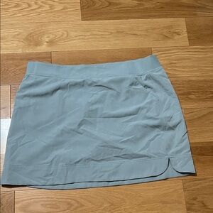 32 Degrees Women's Asymmetrical Gray green Skort